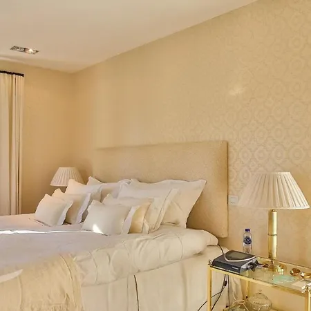 Stylish Izza Splendid View, Heated Pool * Sainte-Maxime